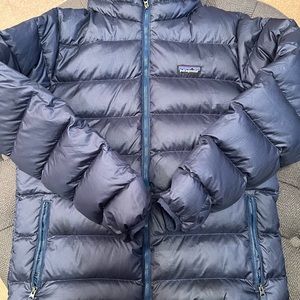Patagonia Hooded Down Jacket Big Boys size XL (14)